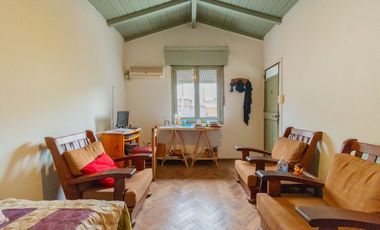 PH en venta 4 amb con patio planta baja Carapachay