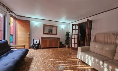 Casa en Venta en Tadeo Vargas / Metro Blanqueado