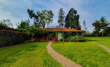 Casa en Venta en Condominio Los Maitenes