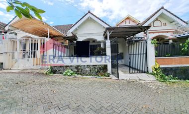 Rumah One Gate System Karangploso Dekat Sekolah Al Maahira, Exit Tol