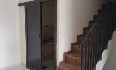 Rumah 2 lantai siap huni akses dekat tol dan LRT