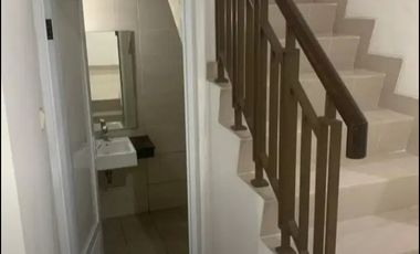 Disewakan Rumah di di cibubur country cikeas