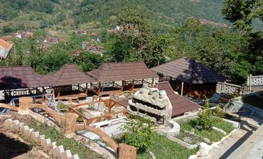 Jual Rumah & Villa dengan View Alam di Cingambul, Majalengka