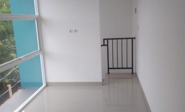 DiSewakan Ruko Baru Modern 2 Lantai - Cipinang Melayu, Jakarta Timur