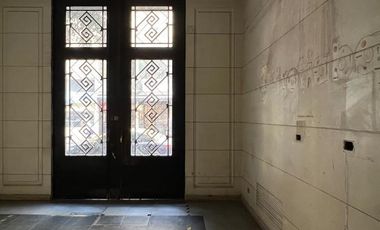 Local Comercial en Arriendo en Morandé 230