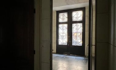 Local Comercial en Arriendo en Morandé 230