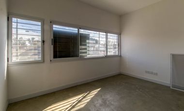 Dúplex venta, City bell. 3 dormitorios. A estrenar
