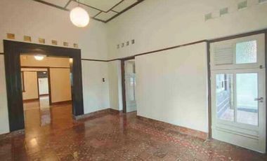 Jual Rumah model Belanda di kota Yogyakarta