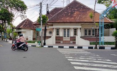 Jual Rumah model Belanda di kota Yogyakarta