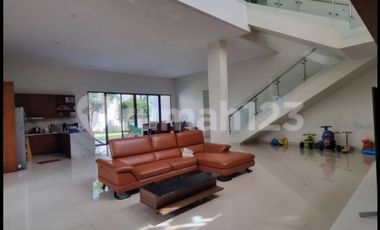 Rumah Mewah Puri Arga Golf BSB City Semarang