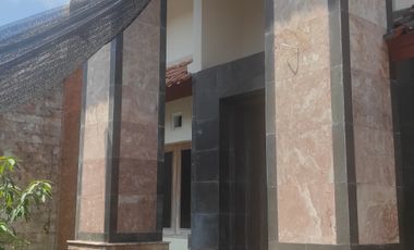 Jual Rumah Luas di Tamansiswa Yogyakarta