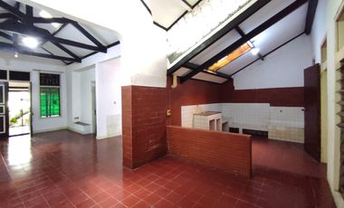 Rumah Asri dan Siap Huni Di Pusat Kota, Cirebon