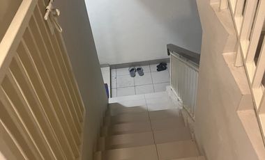 Disewakan rumah pik 1 kayara ada basement siap huni rapi semi furnish