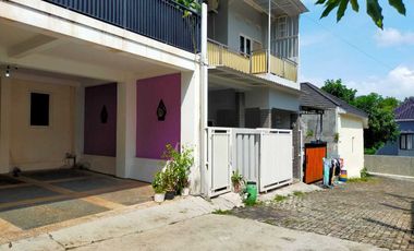 715Jt Rumah 2 Lt Padangsari Banyumanik Bonus AC & Kitchen, Carport 2