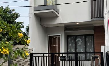 Dijual Rumah Baru Imperial
