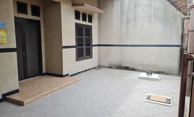 Dijual Rumah Lebak Timur