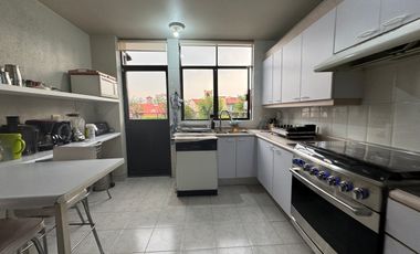 Muy buena casa en renta frente al Lomas Country Club