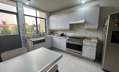 Muy buena casa en renta frente al Lomas Country Club