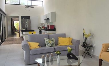 Casa de una planta en privada en VENTA, Conkal.