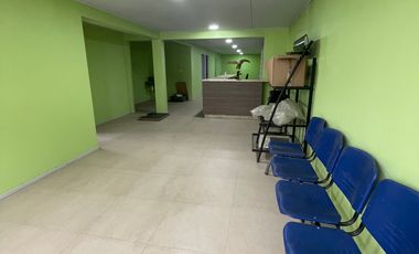 VENTA LOCAL COMERCIAL  EXCELENTE UBICACION
