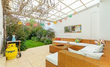 Casa en Arriendo en Barrio Las Flores