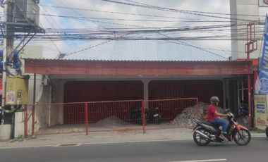 Disewakan ruko/ruang usaha strategis di tepi jalan Kaliurang km 5