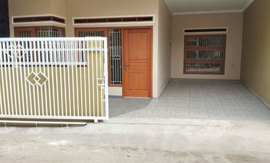 dijual rumah Baru siap huni 3 kamar di cihanjuang dkt cimahi