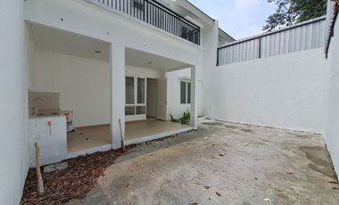 Dijual cepat rumah diBNR Bogor selatan lingkungan sejuk aman dan yaman