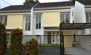 Dijual cepat rumah diBNR Bogor selatan lingkungan sejuk aman dan yaman