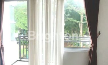 RUMAH HOOK TERAWAT DI KAWASAN SEJUK DI PERUMAHAN ELITE