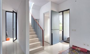 Jual Rumah 2 lantai model estetik modern dekat stasiun rawa buntu