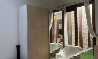Jual Cepat Rumah Mewah 2 1/4 lantai, SHM 180 m2, Tomang, Jakarta Barat