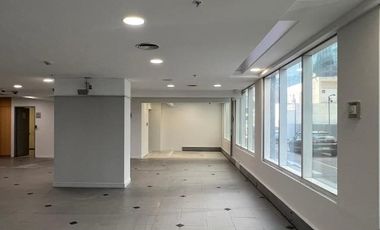 Local Comercial en Arriendo en Avenida Andrés Bello 2715
