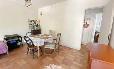 Casa en Venta en Vía Regina/Monseñor Edwards