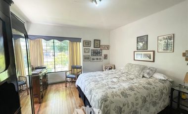 Casa en Venta en Vía Regina/Monseñor Edwards