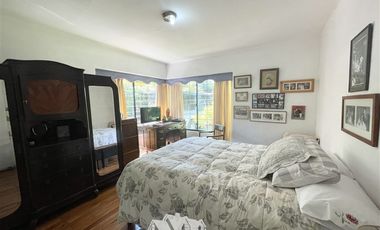 Casa en Venta en Vía Regina/Monseñor Edwards