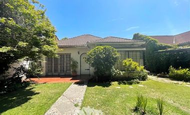 Casa en Venta en Vía Regina/Monseñor Edwards