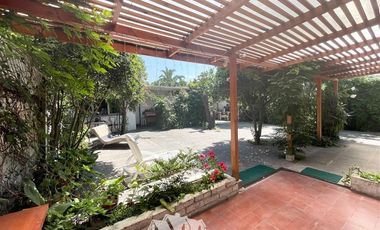 Casa en Venta en Vía Regina/Monseñor Edwards