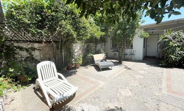 Casa en Venta en Vía Regina/Monseñor Edwards