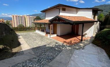 ARRIENDO de CASAS en ENVIGADO