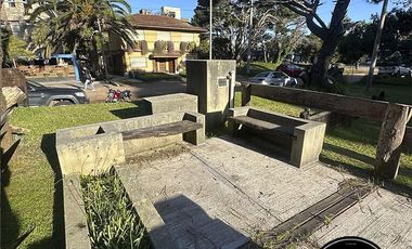 Dos amplias viviendas a la venta en Costa del Este - Calle Amapolas e/ Av. 1 y 2 75