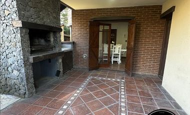 Dos amplias viviendas a la venta en Costa del Este - Calle Amapolas e/ Av. 1 y 2 75