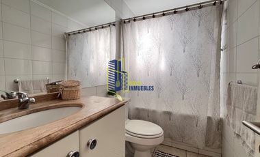 CASA EN CONDOMINIO PEÑALOLÉN 4D3B (PISCINA)