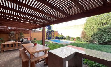 CASA EN CONDOMINIO PEÑALOLÉN 4D3B (PISCINA)