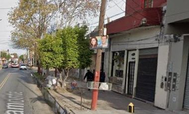Local en venta - 1 Baño - Lanús