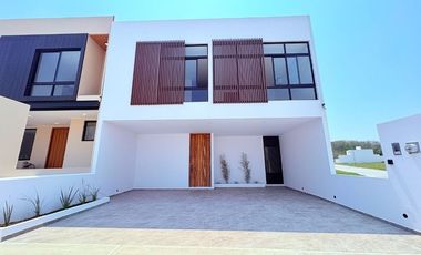 Casa en Venta en Veracruz Fracc. Lomas del Dorado Boca del Río Ver.