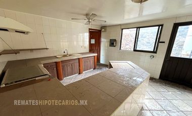 Casa en venta de REMATE BANCARIO en Temixco Morelos