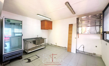 Venta de casa para oficina o comercio en colonia La Paz