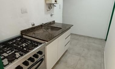 Las Palmas, Una planta , escritura ,cochera y Patio !