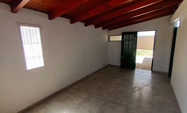 Las Palmas, Una planta , escritura ,cochera y Patio !